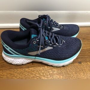 Brooks Ghost Women’s Sneakers Sz 7 Navy/Teal